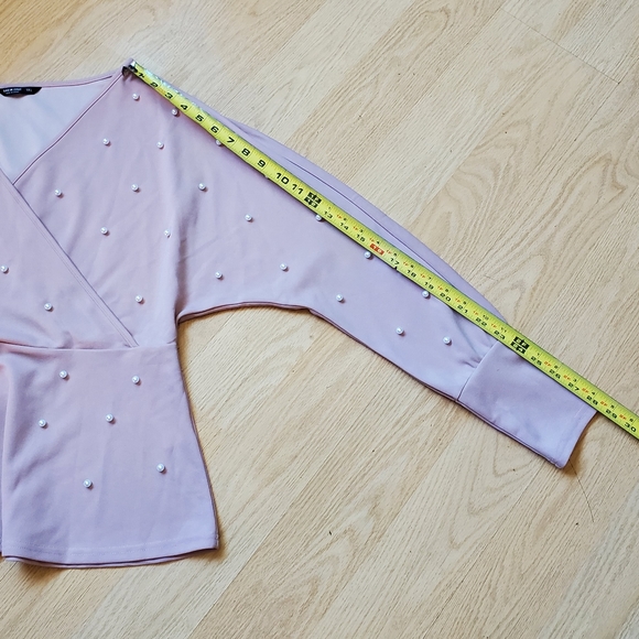 Shein Curve Woman's Size 1XL Long Sleeve V-Neck Blouse. - Picture 5 of 7